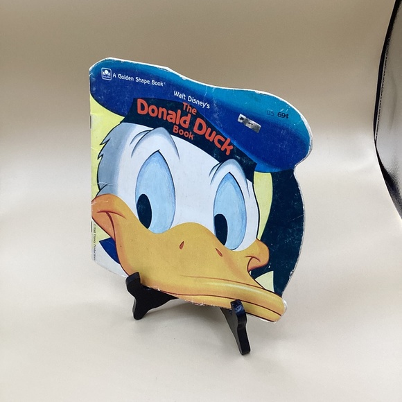 1964 Donald Duck book - Picture 1 of 4